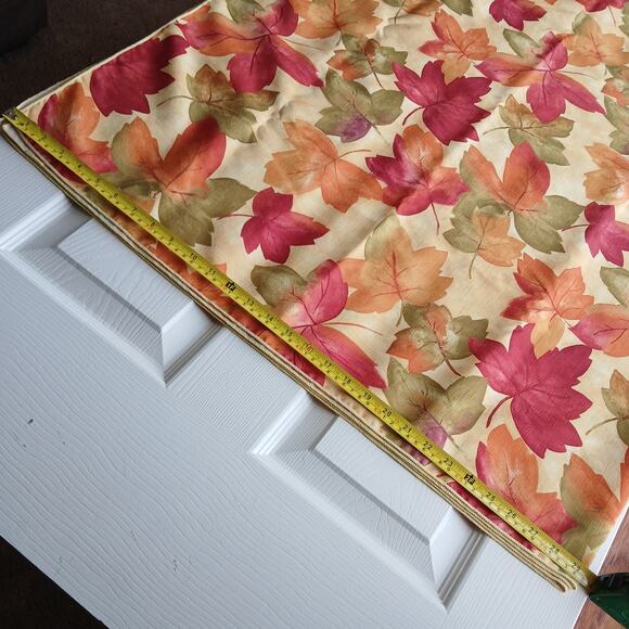 Linens 'n Things XL autumn leaves tablecloth 118" x 59" yellow fall Vintage - Picture 7 of 7